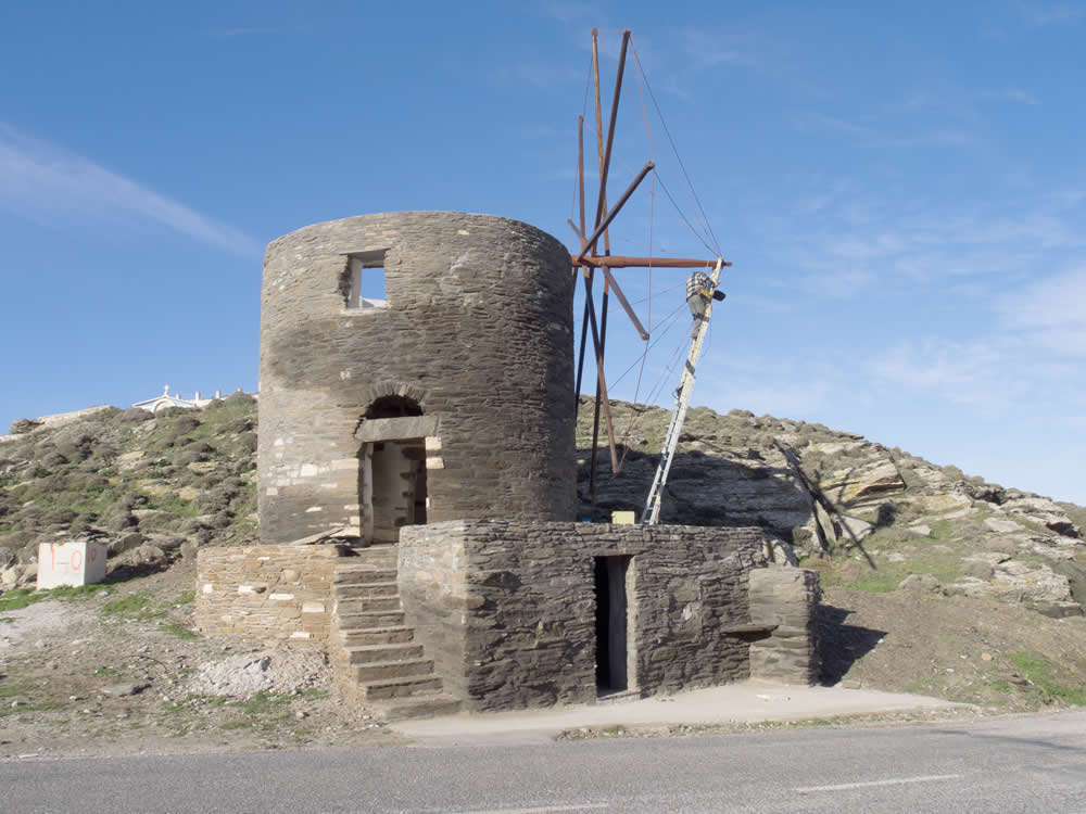 Dimitris Chatzis restoring the moving metal parts of the windmill in Tinos
